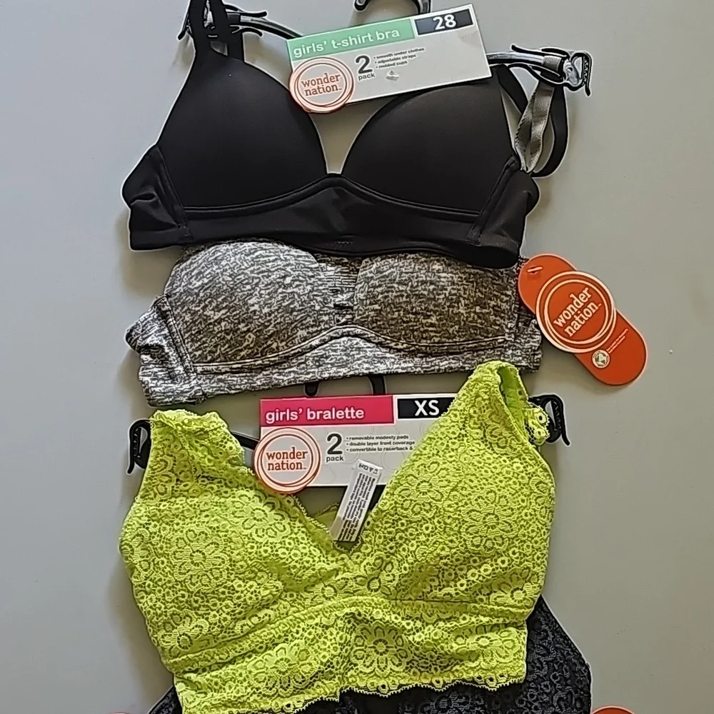 Bundle Of Girls‎ T-Shirt Bra Bralette Size XS / 28